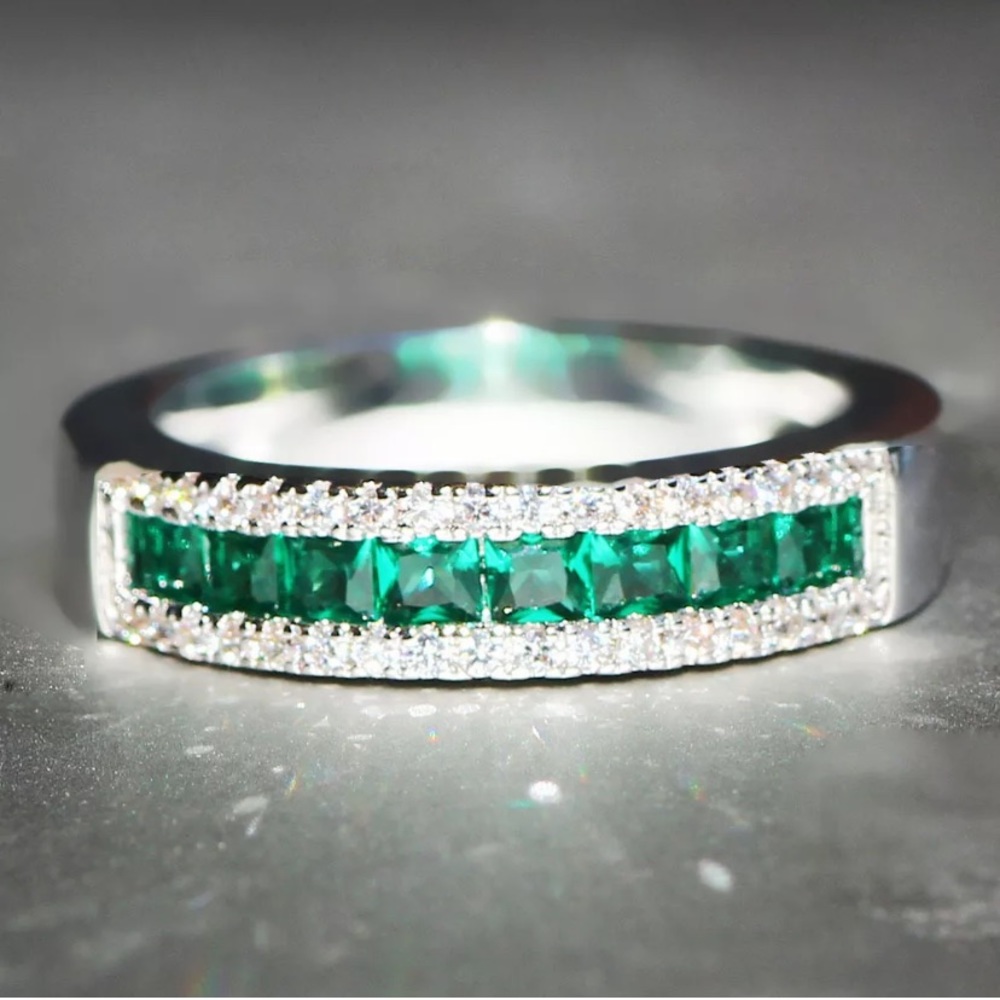 Silver green sapphire birthstone ring